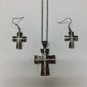 Montana Silveramiths Ladies Antique Rhinestone Cross Jewelry Set